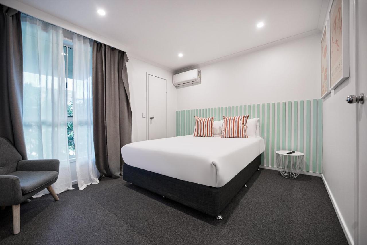 Gosford Palms Motor Inn Exteriör bild