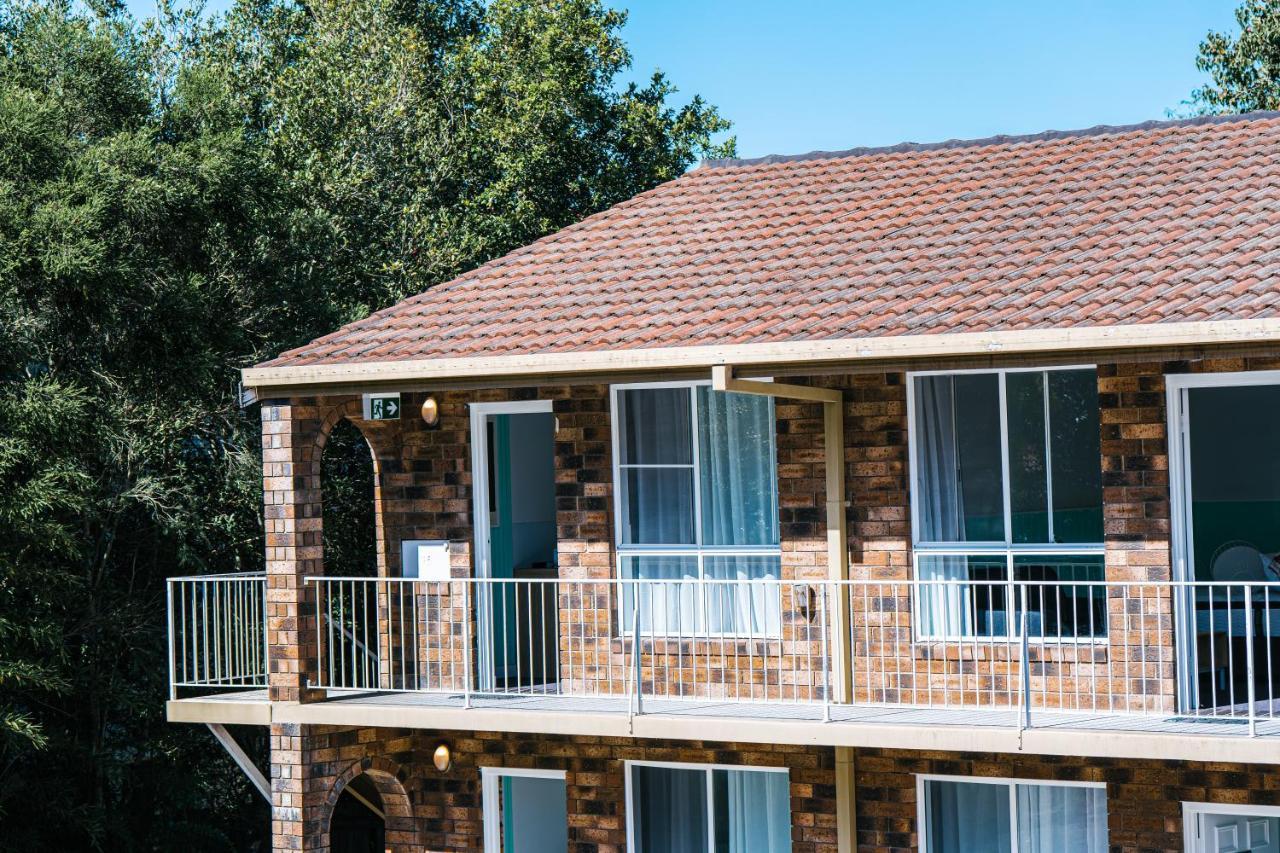 Gosford Palms Motor Inn Exteriör bild