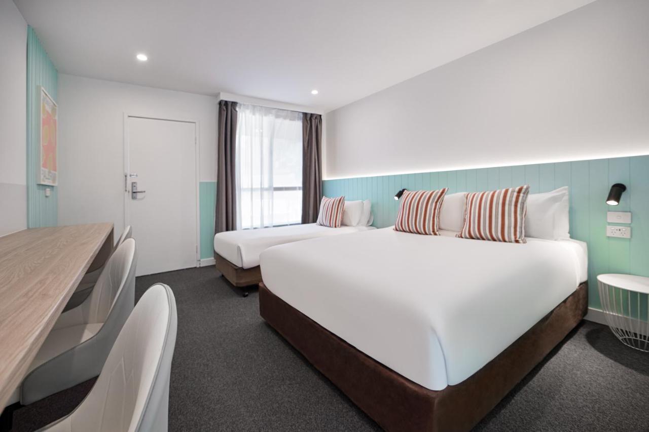 Gosford Palms Motor Inn Exteriör bild