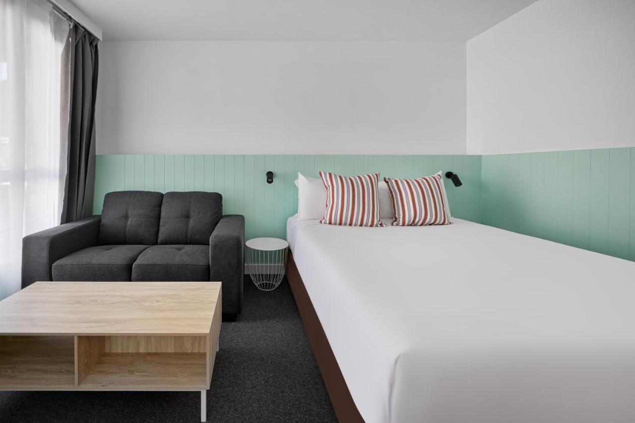 Gosford Palms Motor Inn Exteriör bild